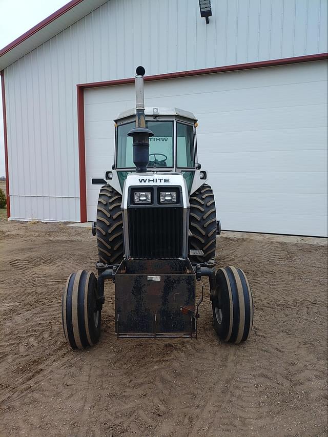 Image of White 2-105 equipment image 4