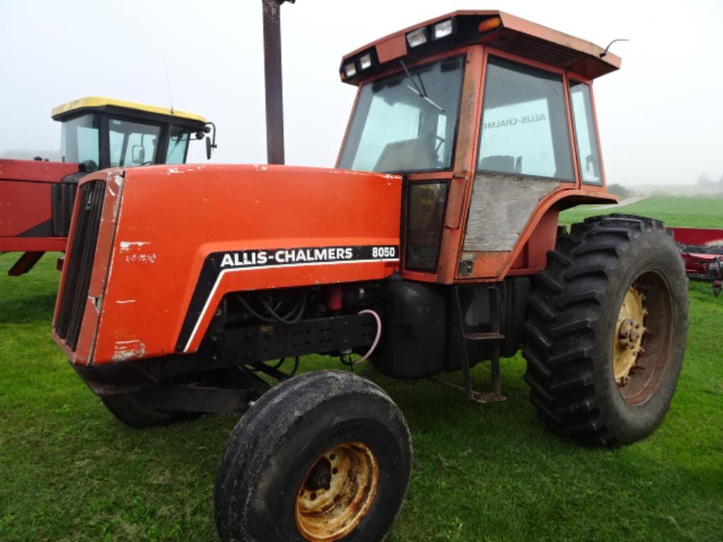 Main image Allis Chalmers 8050