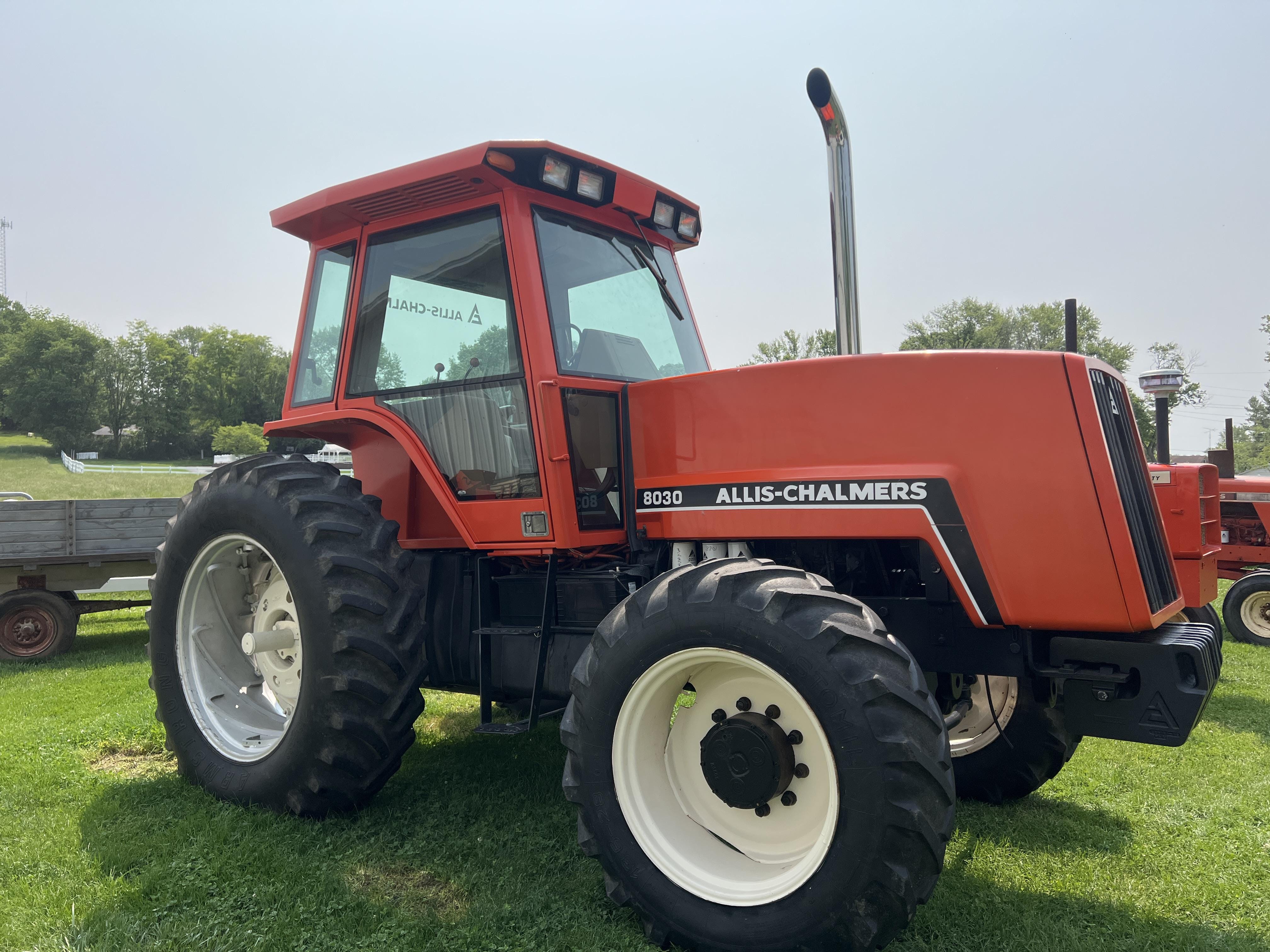 Main image Allis Chalmers 8030