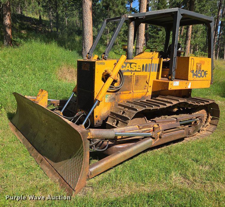 Image of Case 1450B Primary image