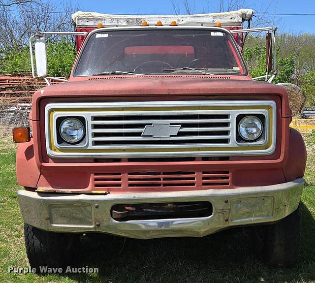 Image of Chevrolet 70 equipment image 1