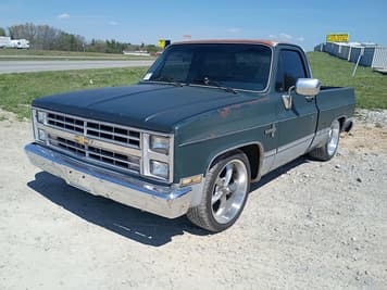 Main image Chevrolet Silverado 10