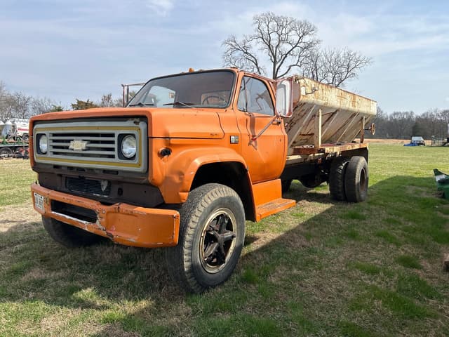 Image of Chevrolet C70 equipment image 2