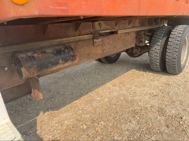 Image of Chevrolet D6500 equipment image 3