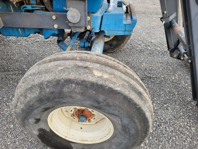 Image of Ford 7710 equipment image 4