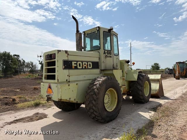 Image of Ford A66 equipment image 4