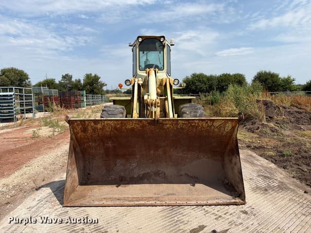 Image of Ford A66 equipment image 1
