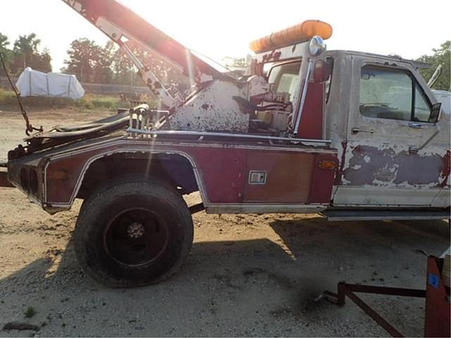 Image of Ford F-250 equipment image 4