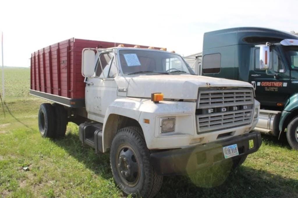 Main image Ford F-700