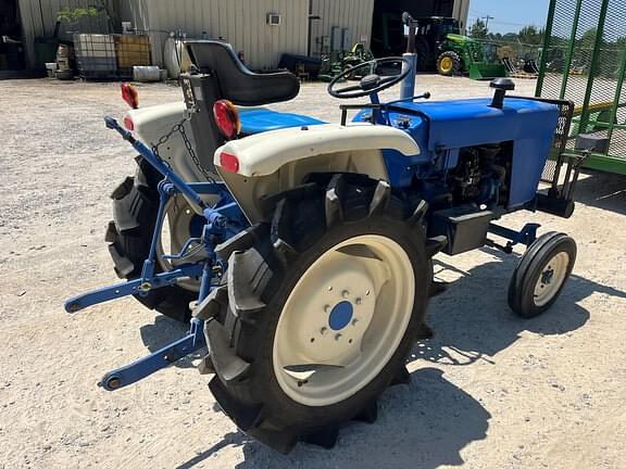 Image of Ford 1500 equipment image 2