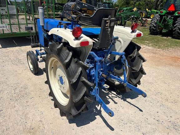 Image of Ford 1500 equipment image 1