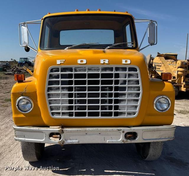 Image of Ford LN700 equipment image 1