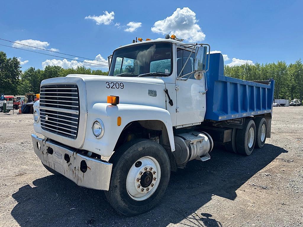 Image of Ford LT9000 Primary image