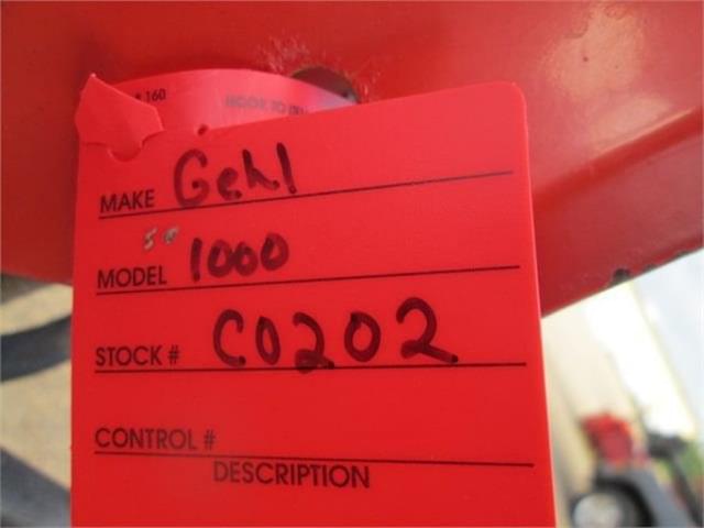 Thumbnail image Gehl 1000 13