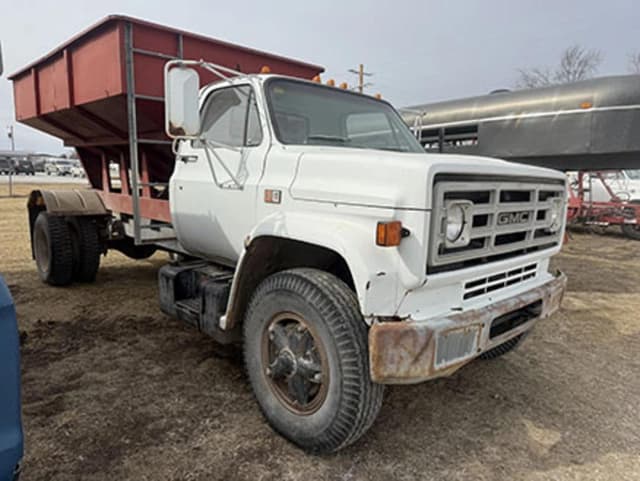Image of GMC 7000 equipment image 1