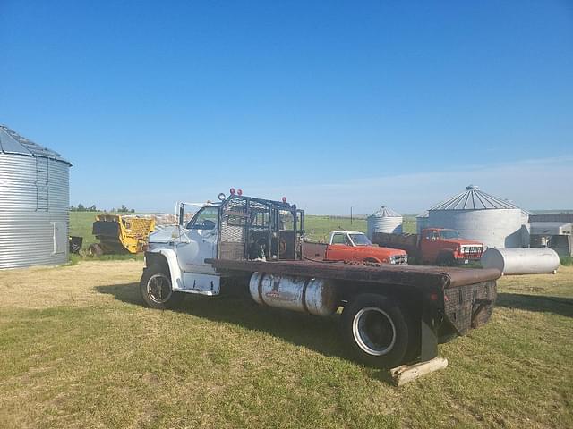 Image of GMC C7D equipment image 3
