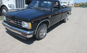 Main image GMC S15