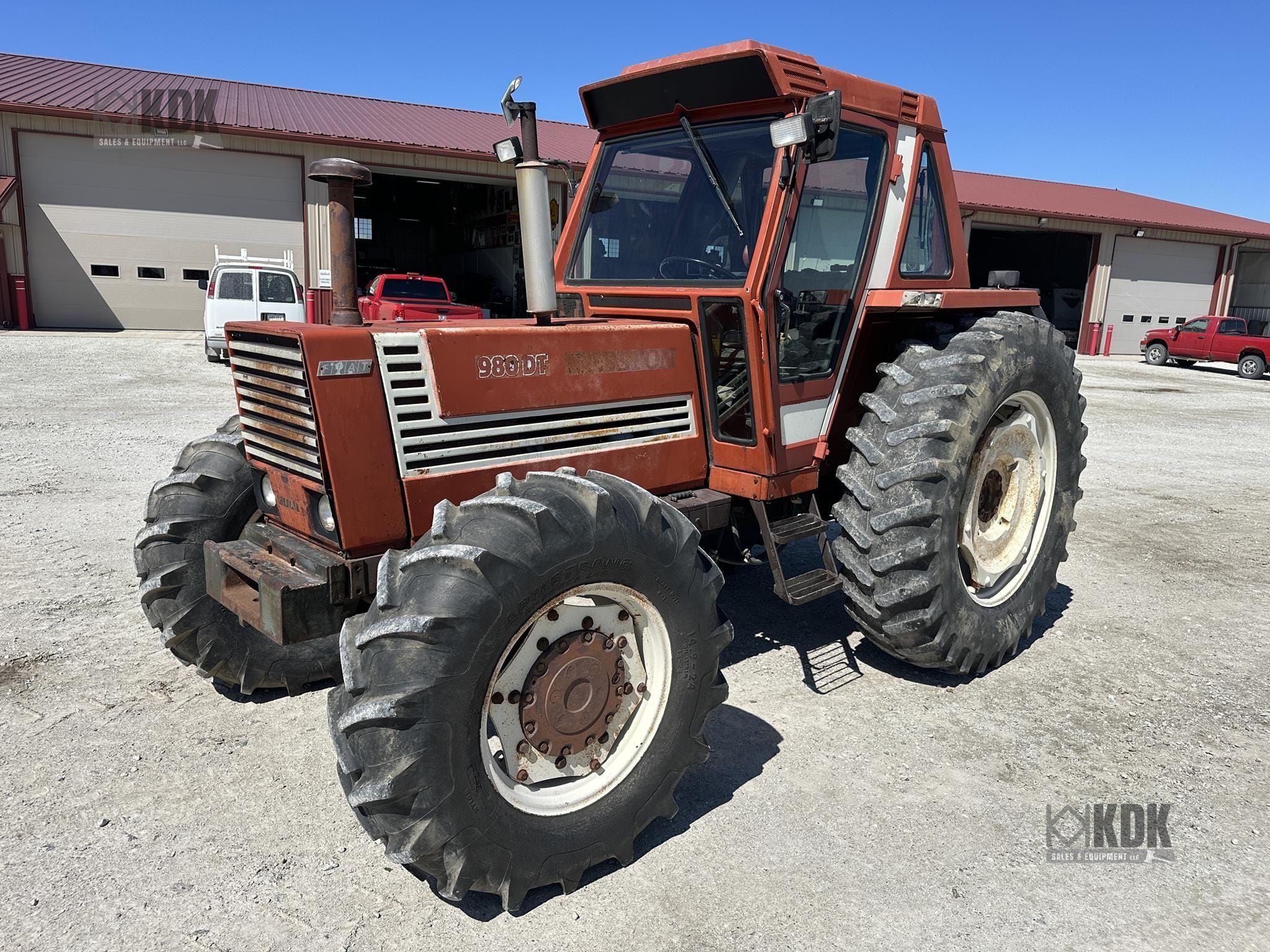 Hesston 980 Equipment Image0