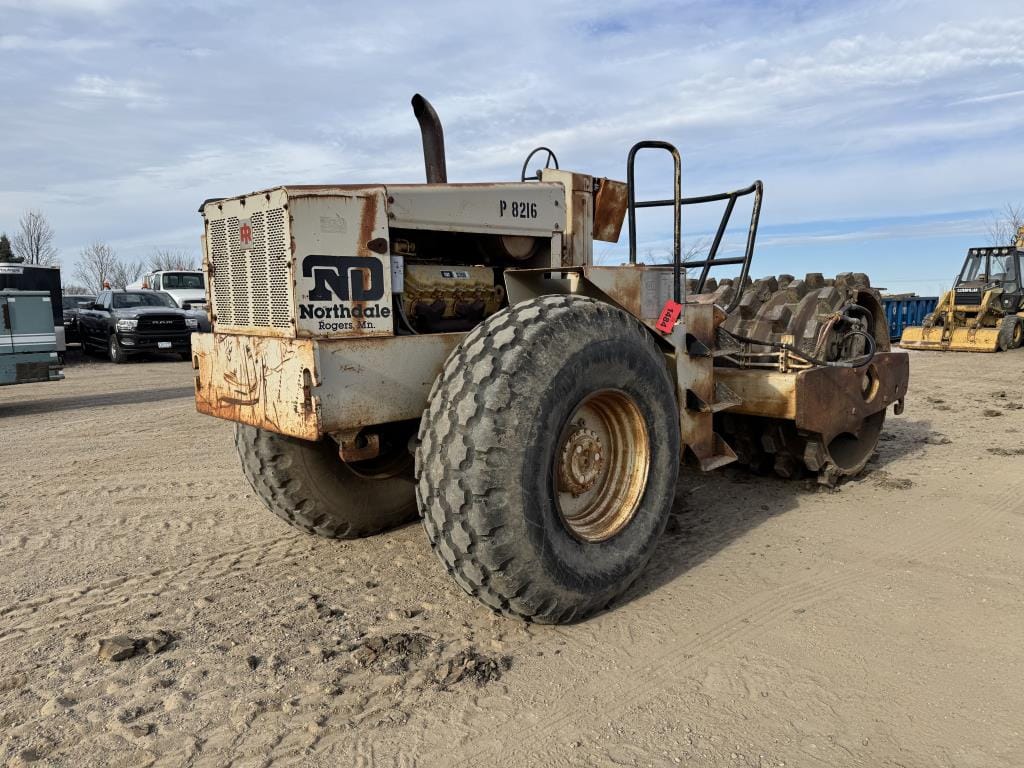 1982 Ingersoll Rand SPF56 Equipment Image0