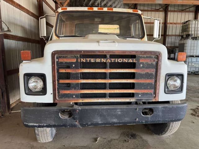 Image of International 1854 equipment image 2