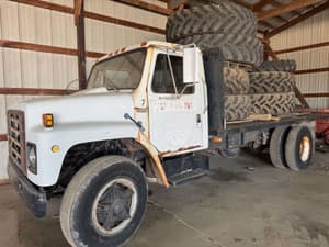 1982 International 1854 Image