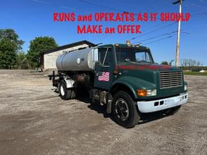 1982 International 4700 Image