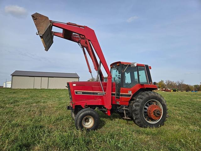 Image of International Harvester 5088 equipment image 3