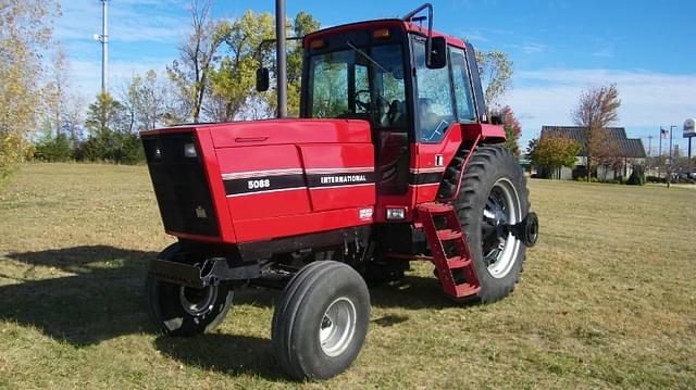 Image of International Harvester 5088 equipment image 2