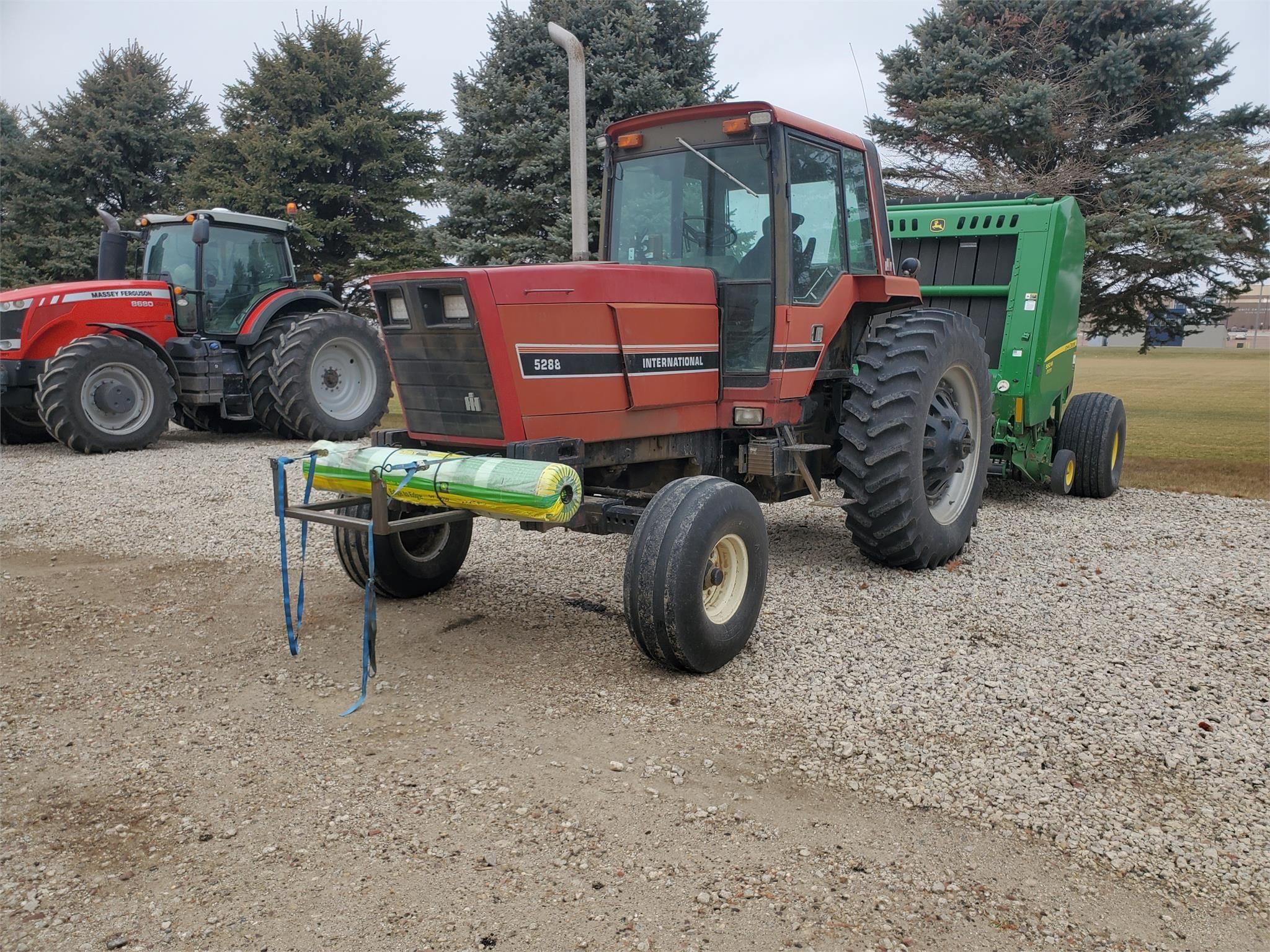 Main image International 5288