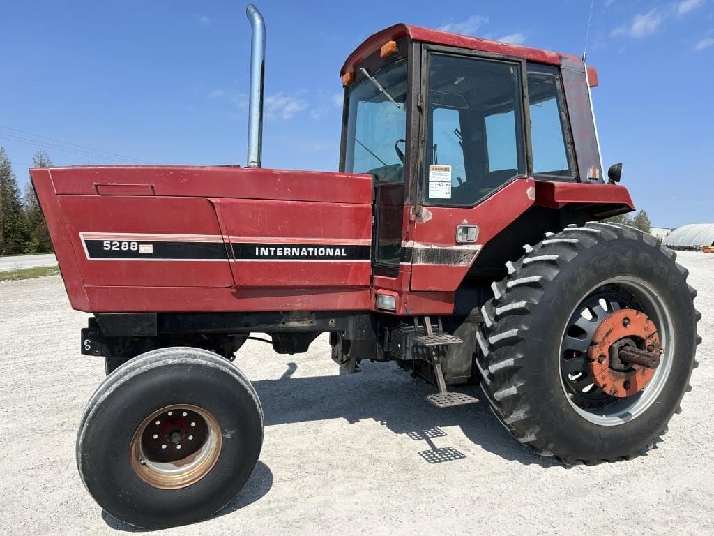 Image of International Harvester 5288 Primary image