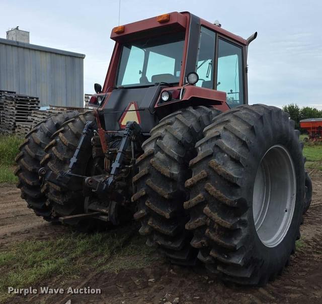 Image of International Harvester 5288 equipment image 4