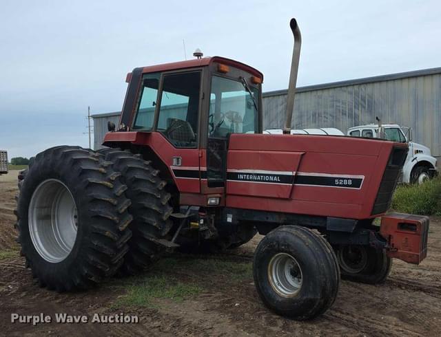 Image of International Harvester 5288 equipment image 2