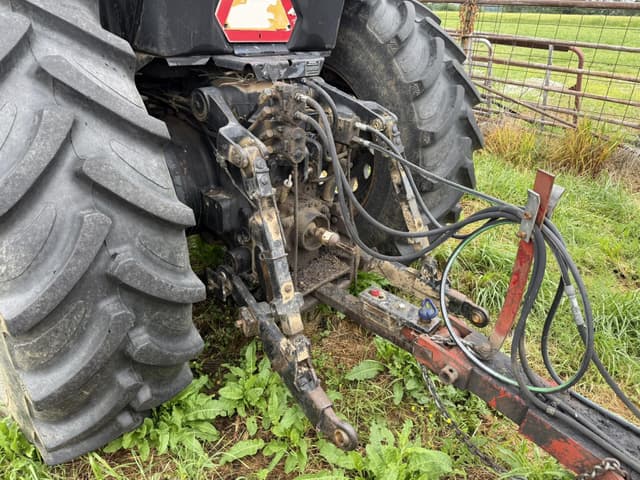Image of International Harvester 5488 equipment image 3