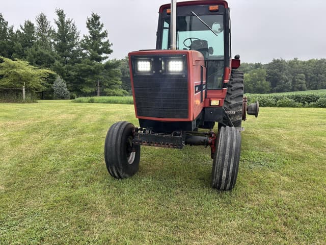 Image of International Harvester 5488 equipment image 3