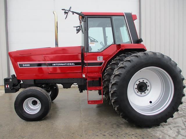 Image of International Harvester 5488 equipment image 2