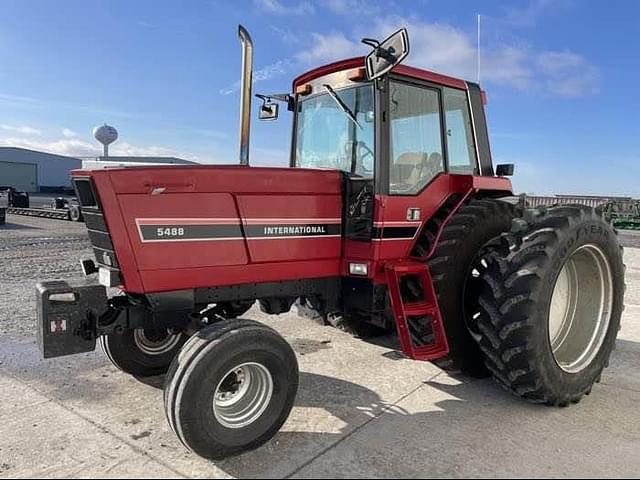 Image of International Harvester 5488 equipment image 1