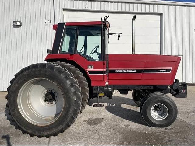 Image of International Harvester 5488 equipment image 4