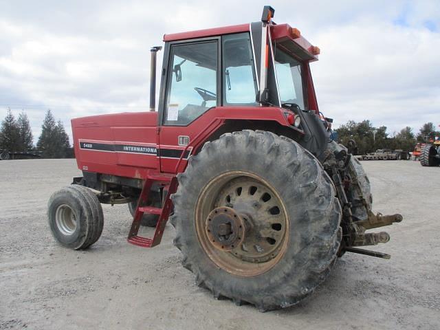 Image of International Harvester 5488 equipment image 4