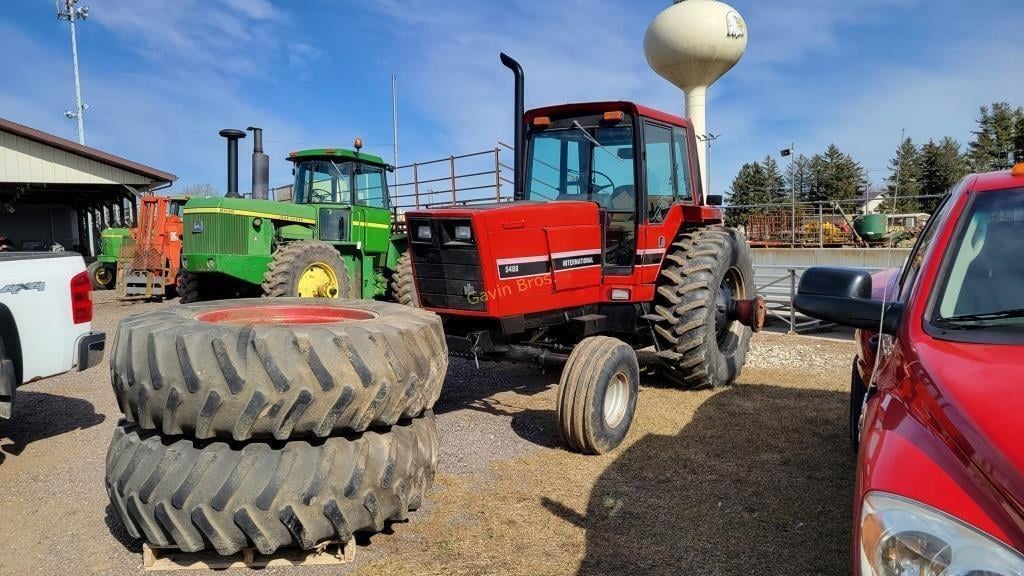 SOLD - 1982 International Harvester 5488 Lot No. 109 Tractors with ...