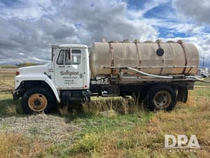 1982 International S1900 Image