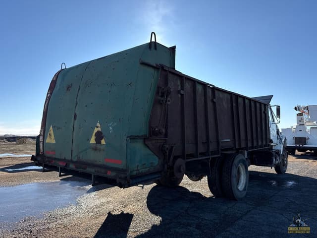 Image of International 2155 equipment image 2