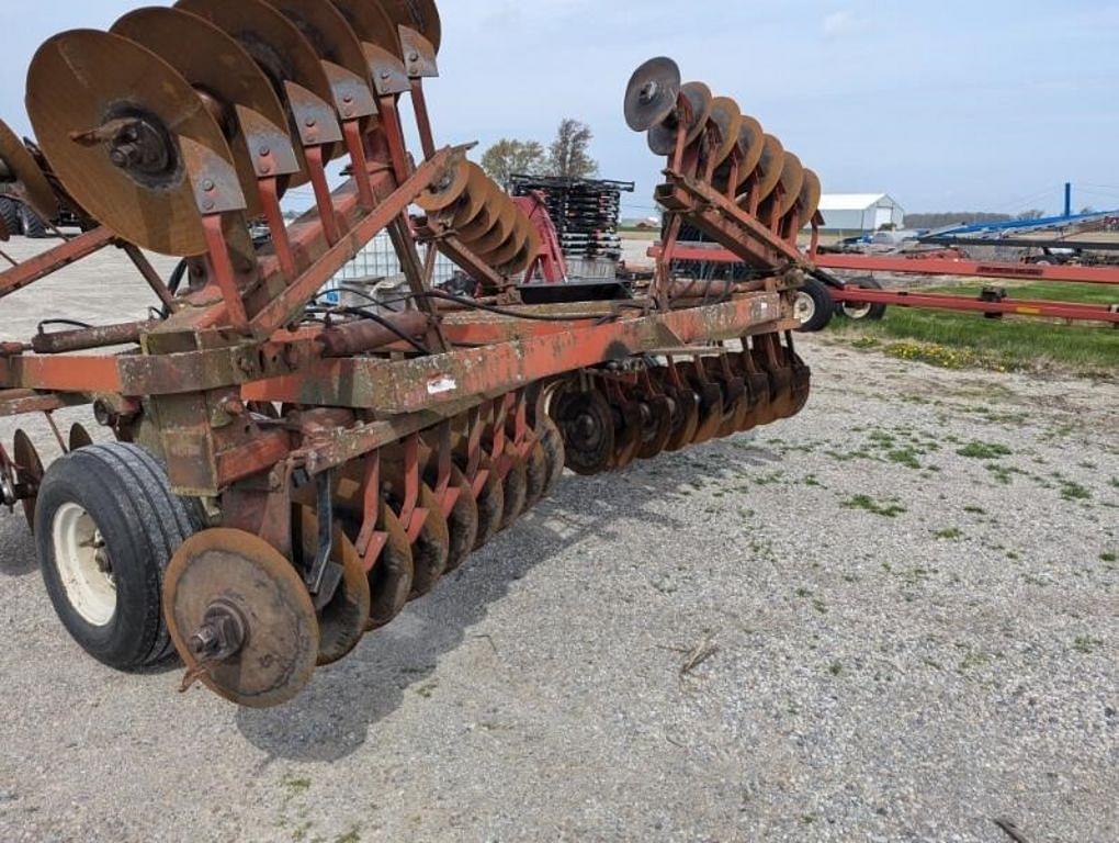 Image of International Harvester 475 Primary image
