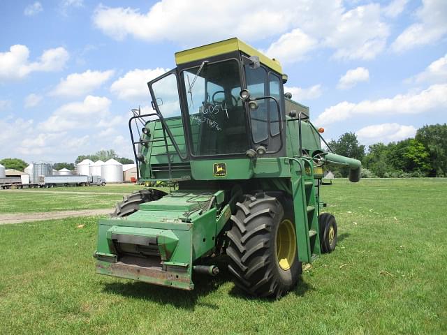 Image of John Deere 4420 Primary image