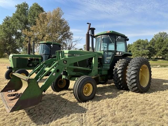 Image of John Deere 4440 equipment image 2