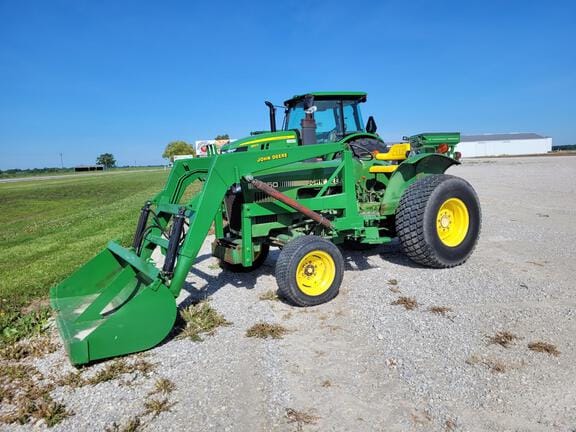 1982 John Deere 1250 Equipment Image0