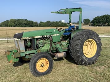Main image John Deere 2640