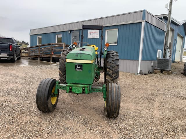 Image of John Deere 2640 equipment image 1