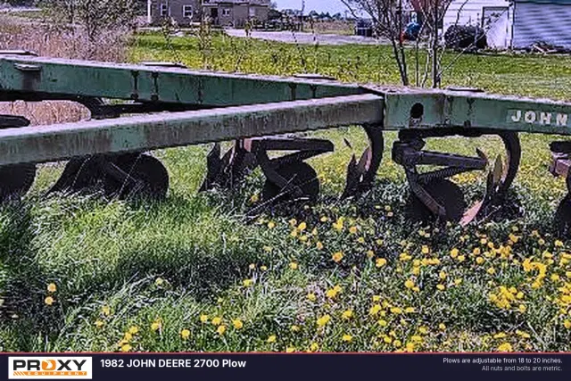 Image of John Deere 2700 equipment image 1