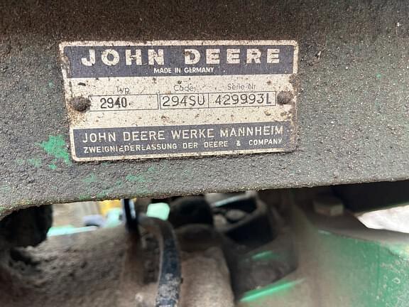 Image of John Deere 2940 equipment image 4