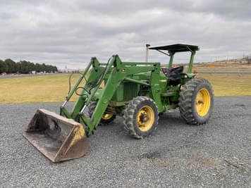 Main image John Deere 2940